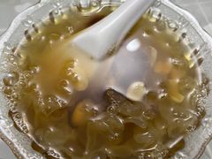 桂圆莲子银耳糖水-于记糖水满屋