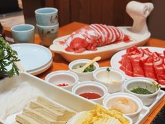 -额尔敦传统涮.冰煮羊火锅(乌兰察布体育场店)