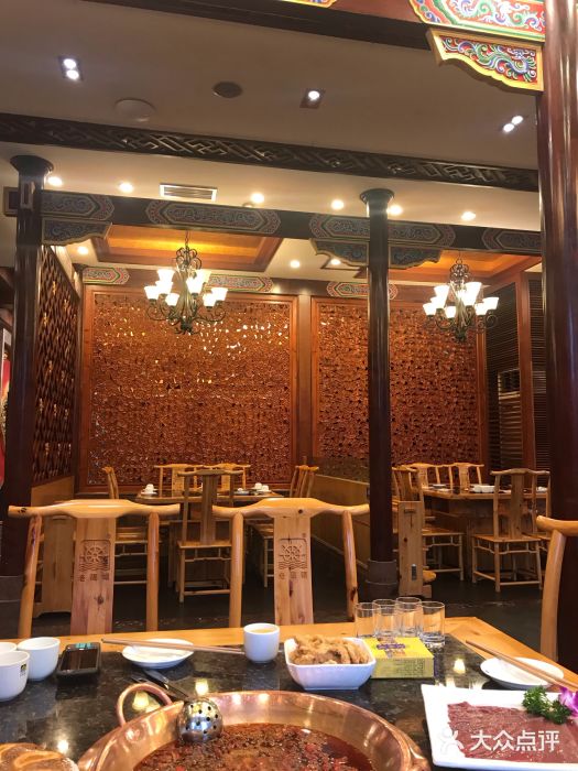 老码头火锅(骡马市店)大堂图片