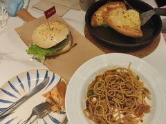 -必胜客(松雷店)