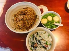 松毛汤包-佬钱湾仔(衣裳街店)