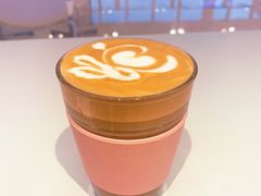 燕麦拿铁-Manner Coffee(港汇恒隆广场店)