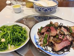 -乡土特色.冷锅鱼.牦牛肉汤锅