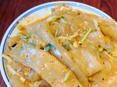 -聚合鑫东北熏酱熟食麻辣面(长阳店)