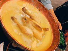 -鲜入围煮花胶鸡海鲜火锅
