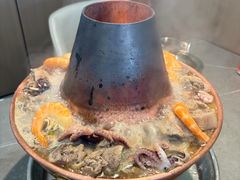 -鑫渔港海鲜本地菜·山海关浑锅(东戴河店)