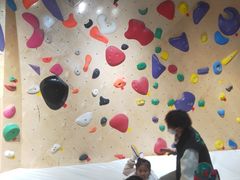 -ROCKPLUS攀岩馆(环宇城店)