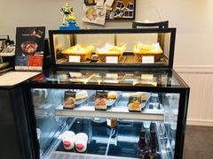 面包甜点陈列柜-NokNok Coffee(宽窄巷子店)