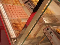 面包甜点陈列柜-東更道点心行(崂山丽达店)