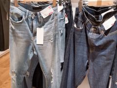 -优衣库(青岛伟东乐客城店)