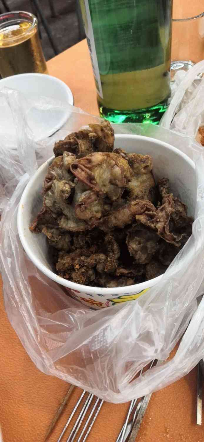 彩电塔夜市-"晚上想不起吃什么就去溜达达,肯定撑着回来.