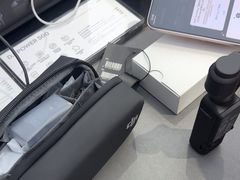 -DJI大疆(深圳华强北曼哈授权体验店)