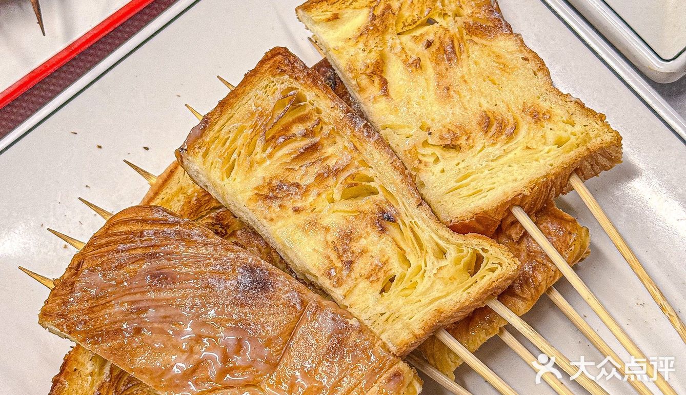 在湘江世纪城！居民楼区隐藏的宝藏烧烤大排档