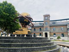 -金陵中学(河西分校)