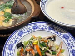 -古都历食南京菜·烤鸭·鸭血粉丝·汤包(南京博物院店)