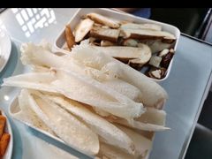 红乳牛肝菌-名善山珍·野生菌汤锅(文殊院店)