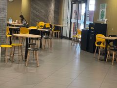 -麦当劳(民盈·国贸城店)