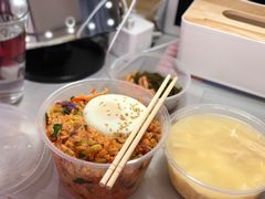 -拌来拌去石鍋拌飯(文鼎店)