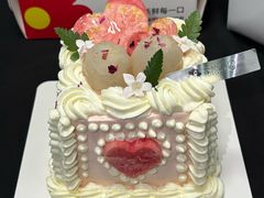 -花花卷卷·鲜食蛋糕(泉屋店)