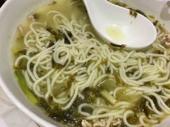 雪菜肉丝面-老正兴菜馆(福州路店)