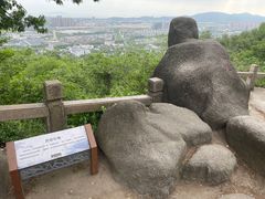 -灵岩山风景区