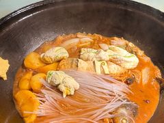 -鱼窝棚柴火铁锅炖(富山屯店)