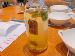 青柠菊花-渝是乎川渝小炒(新世界百货望京店)