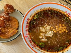-钟方模白家肥肠粉(春熙店)