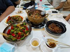 -渝君重庆火锅(嘉宾路店)
