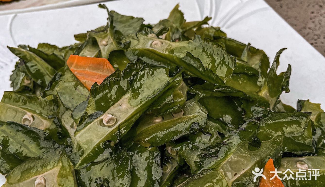 很多人都是慕名而来 主要是味道好吃到爆↓