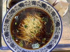 爆鳝鸭肉面-伟记奥面馆(养育巷店)