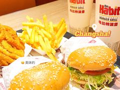 -The Habit Burger Grill 哈比特汉堡(复兴soho店)