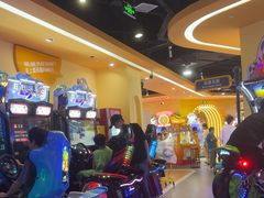 -爱玩嘉年华(龙湖杭州金沙天街店)