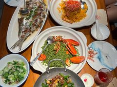 -鸽舞笙平金牌烧鸽子·融合菜(鲁谷店)