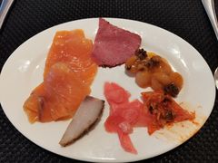 -圣丰索菲特·2 On 988 Café 自助餐厅