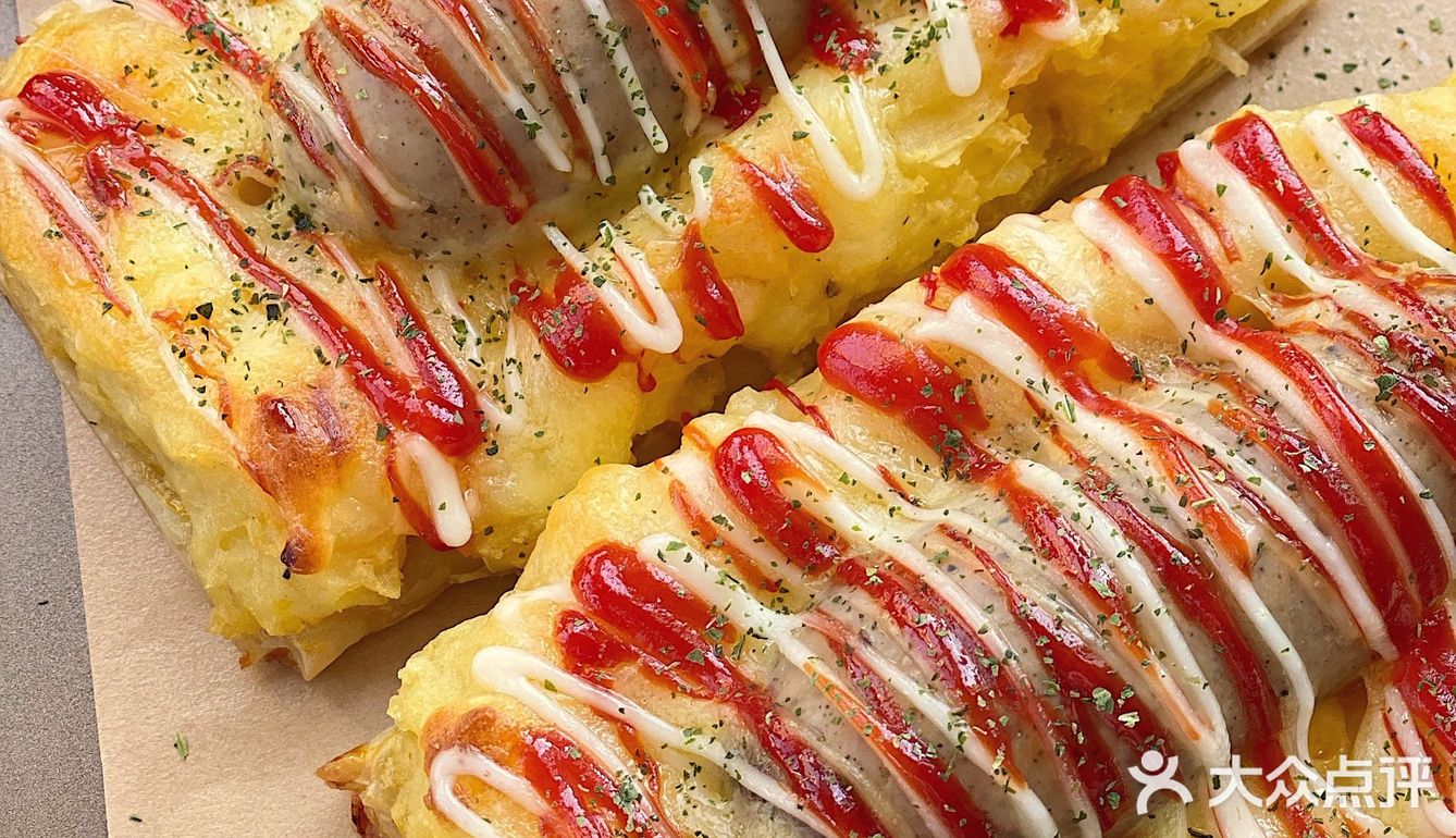 解锁手抓饼新吃法🔒 | 土豆泥丹麦火腿酥🌭️