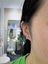 -AI艾耳·专业手工耳洞·穿孔美学馆