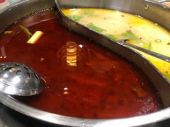 -肖肖酸萝卜鱼火锅(总店)
