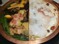 -京韵胡同·酱香羊蝎子火锅涮肉(长寿路店)