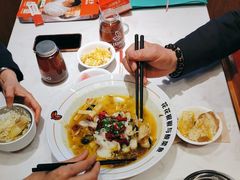 -渝是乎酸菜鱼(龙旗购物中心店)