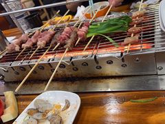 -哈尔滨小酒馆·鲜肉现穿自助烧烤(康新花园店)