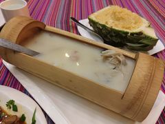 -香巴拉云南餐厅(华莱坞店)