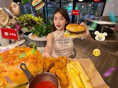 -必胜客(WOW中心城店)