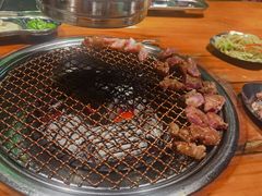 -唯成•韩国炭火烤肉 유성고기