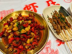 -肥肥虾庄·金牌油焖大虾(汉口城市广场店)