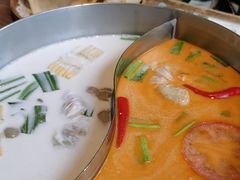 -樾餐厅泰式海鲜火锅(民歌湖店)