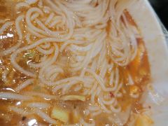 -二钢串叔麻辣烫(华龙大厦店)