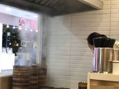 -龙咆汤包·手工现包小笼(拱北口岸店)