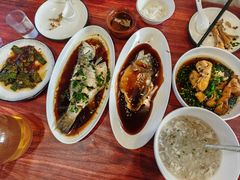 西湖醋鱼草鱼一鱼两吃-百家鲜·杭帮菜