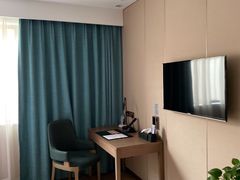 -山明水秀大饭店